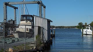 [photo, Research boat, Patuxent River, Chesapeake Biological Laboratory, Solomons, Maryland]