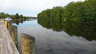 [photo, Pocomoke River, Pocomoke City (Worcester County), Maryland]